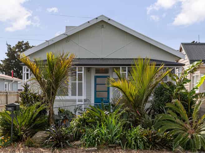 115 Fenton Street, Thames