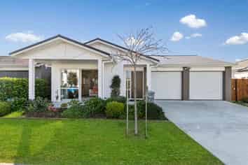 90 Popokatea Drive, Takanini