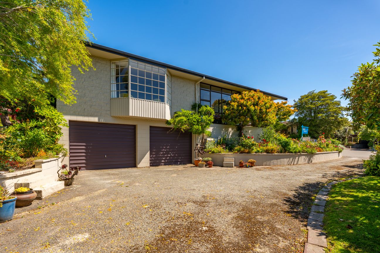 FAMILY LIVING AND GARAGING - Ansicht 3