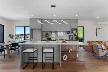 244E West Hoe Heights, Orewa