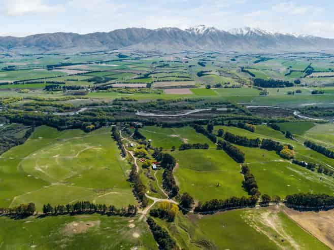 860 McHenrys Road, Kurow