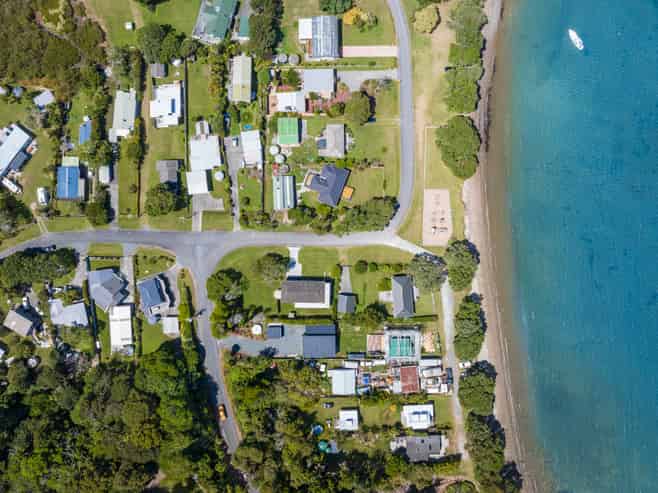 89 Clinton Road, Matakana