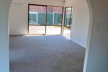 87 Prince Regent Drive, Half Moon Bay