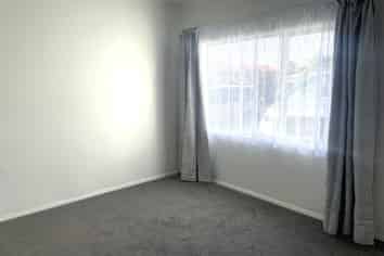 Nelson & Bays - Address withheld