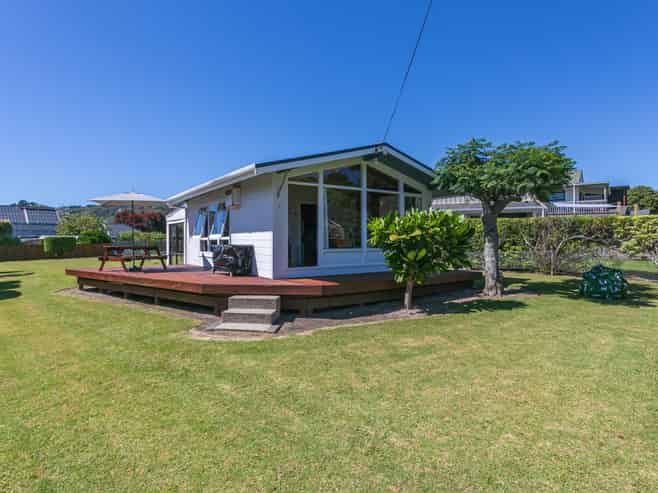 11 Hahei Beach Road, Hahei