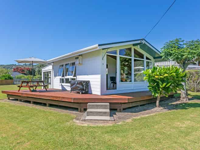 11 Hahei Beach Road, Hahei