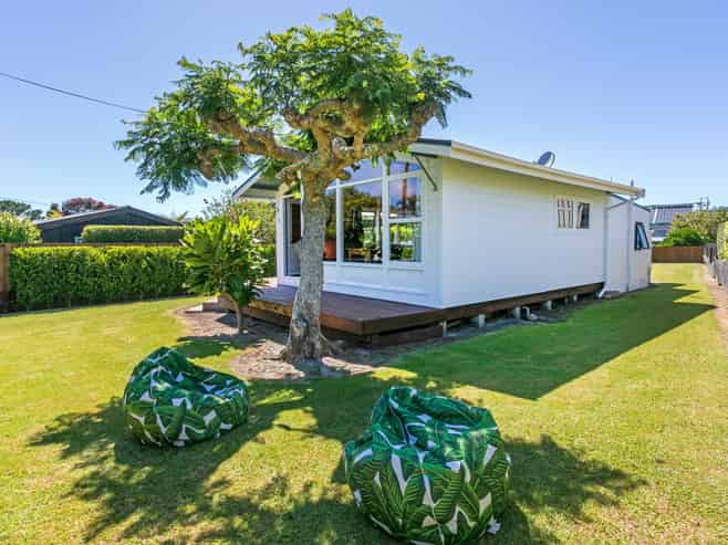 11 Hahei Beach Road, Hahei