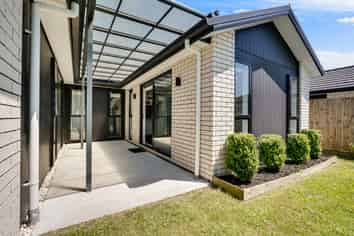 23 Inuwai Street, Glenview