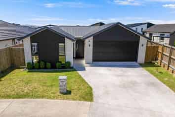 23 Inuwai Street, Glenview