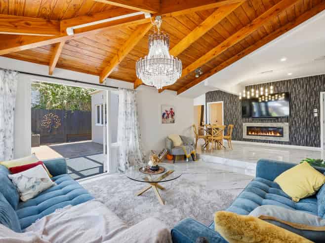 2/135 Bucklands Beach Road, Bucklands Beach