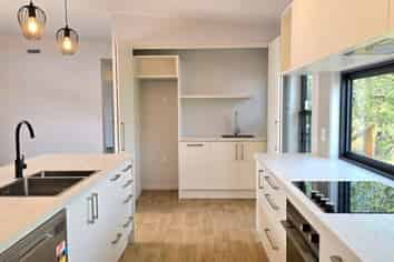 11B Aroha View Avenue, Te Aroha