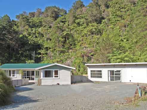 2523B State Highway 1, Kaiwaka