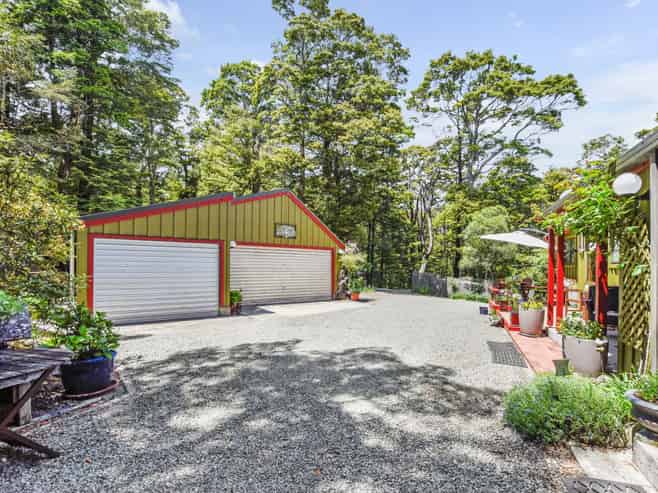 33 Kerr Bay Road, St Arnaud