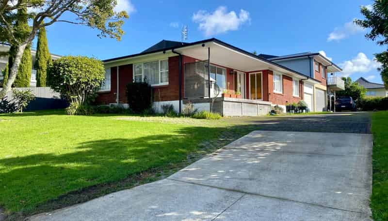 18 Belmere Rise, Farm Cove