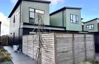 9/7 Johnston Grove, Taita