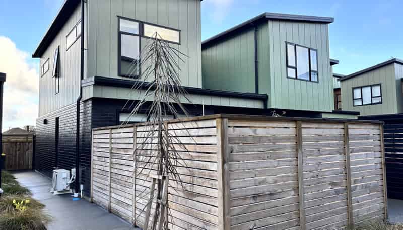 9/7 Johnston Grove, Taita