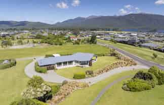 120 Aparima Drive, Te Anau