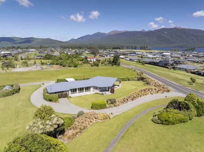 120 Aparima Drive, Te Anau
