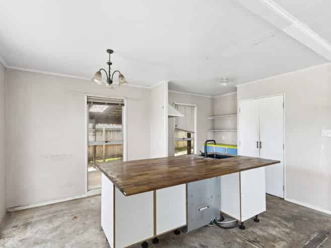 15 Kopi Place, Massey