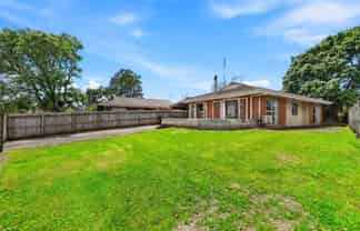 15 Kopi Place, Massey