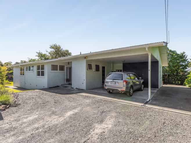 71e Bronte Street East, Nelson