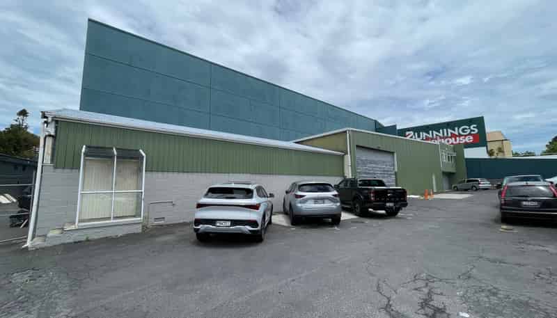 3126 Great North Road, New Lynn