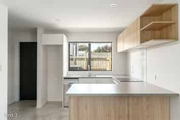 3/26 Grove Road, Addington