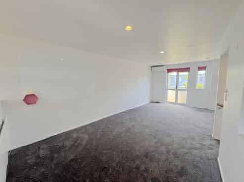 89 Albionvale Road , Glen Eden