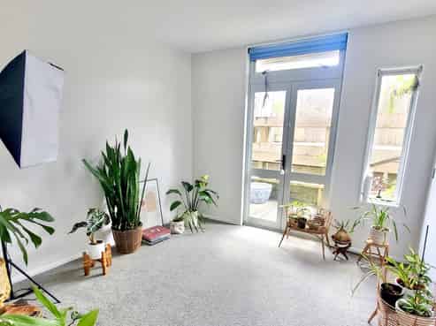 89 Albionvale Road , Glen Eden