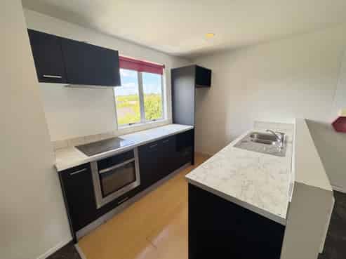 89 Albionvale Road , Glen Eden