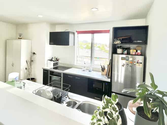 89 Albionvale Road , Glen Eden