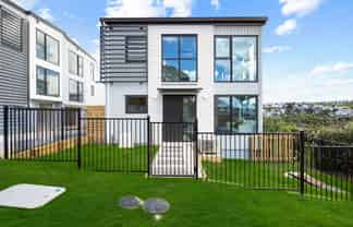 5/1090 Beach Road, Torbay