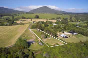 28 Kōwhai Drive, Kuratau