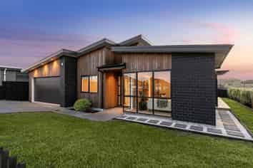 86 Maurice Kelly Road, Milldale