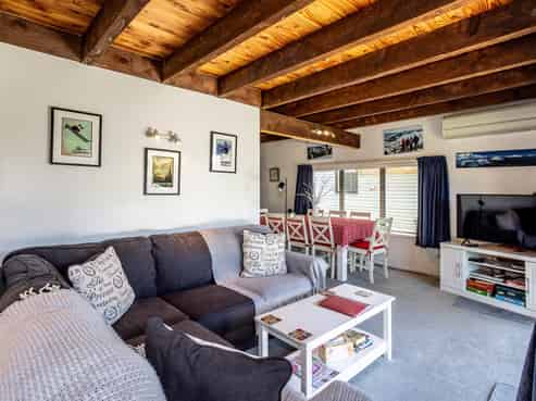 16 Park Lane, National Park