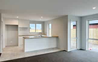 83 Kopakopa Crescent , Wharewaka