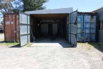 THE PERFECT TRADIE'S YARD!