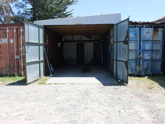 THE PERFECT TRADIE'S YARD!