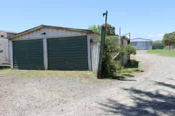 THE PERFECT TRADIE'S YARD!