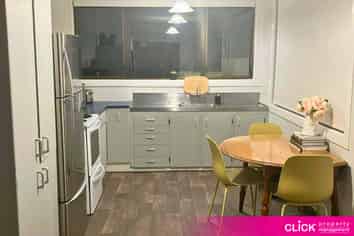 15 Teignmouth Street, Abbotsford