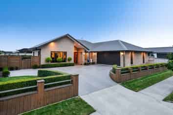 7 Audrey Place, Flagstaff