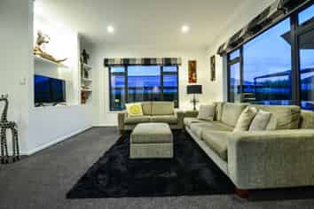 7 Audrey Place, Flagstaff