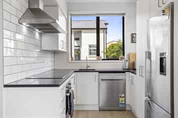 44 Walter Merton Road, Hobsonville