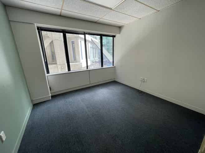 Partitioned Clinic Space on Victoria Street