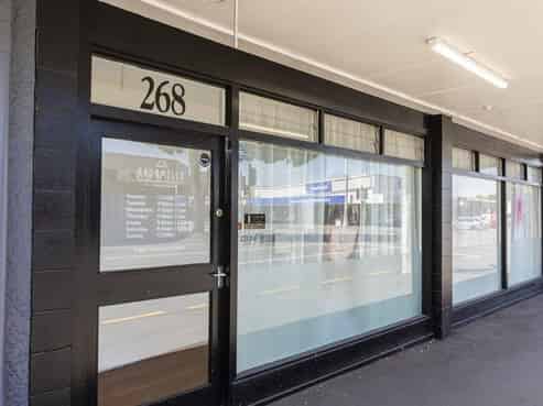 High Class Retail Space