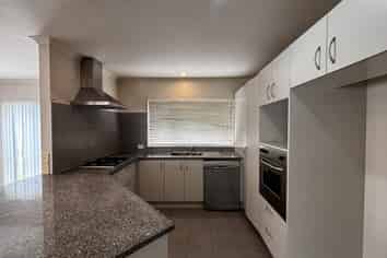 141 Stancombe Road, Flat Bush