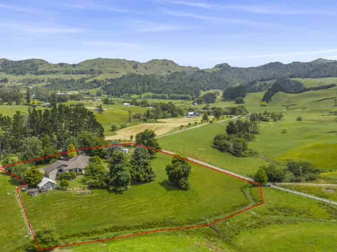 1028 Limeworks Loop Road, Karamu