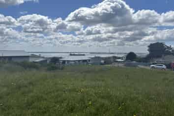 66 Shannon Street, Bluff