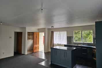  75 South Belt, Masterton