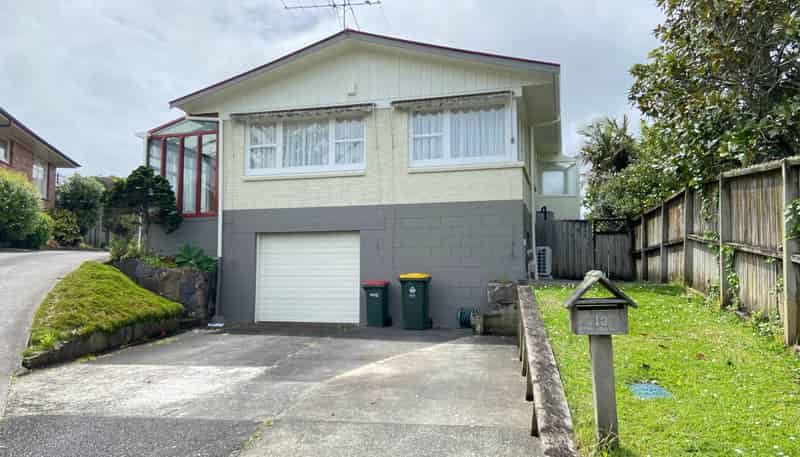 13 The Rosebowl, Sunnyhills